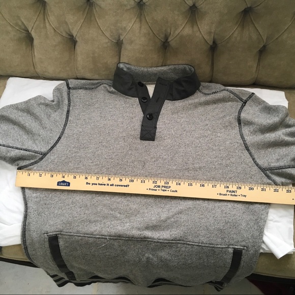 Men’s Lululemon sweater - Picture 8 of 8